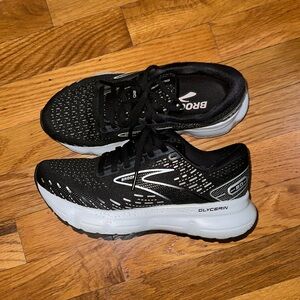 Brooks glycerin 20